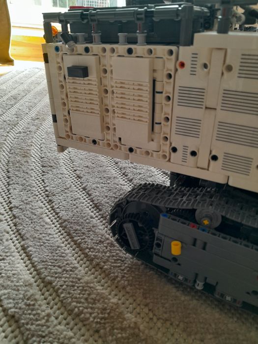 Liebherr lego technik 42100