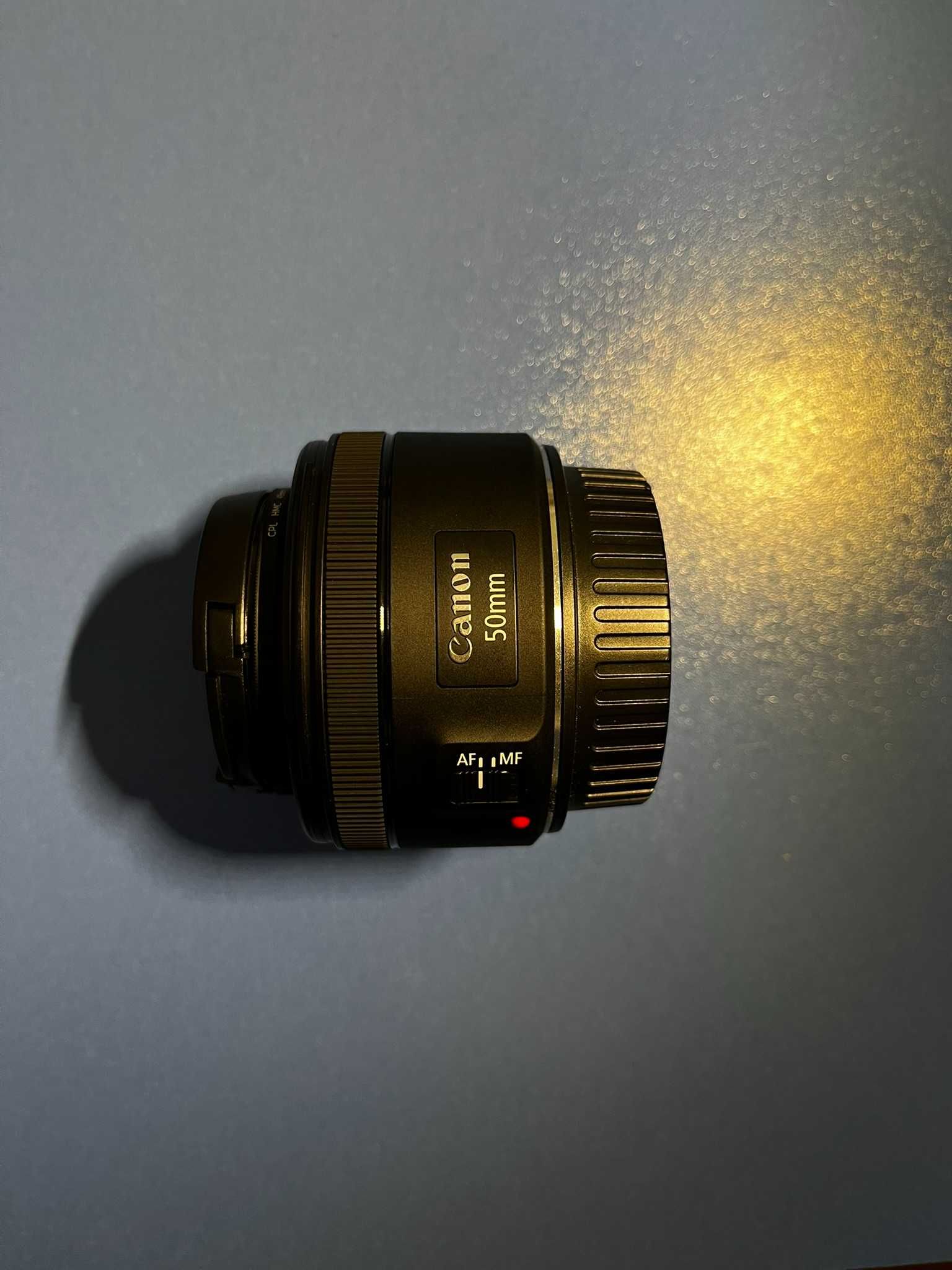 Canon EOS 700 D bom estado com 3 objetivas