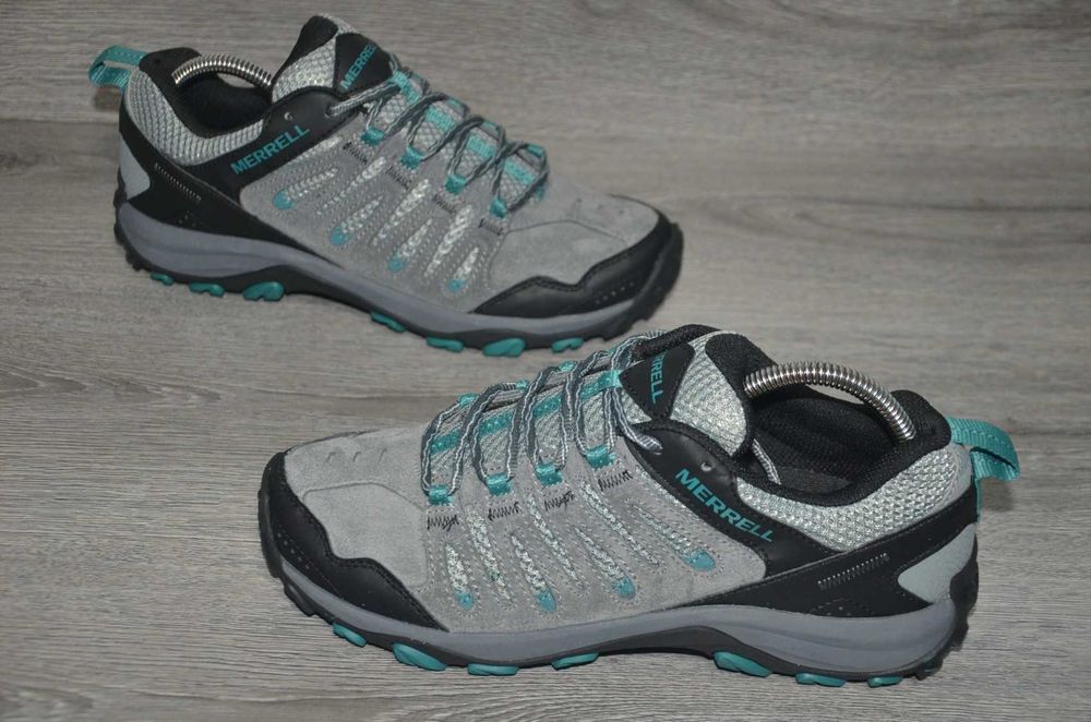 Продам кросівки замша ФІРМА MERRELL