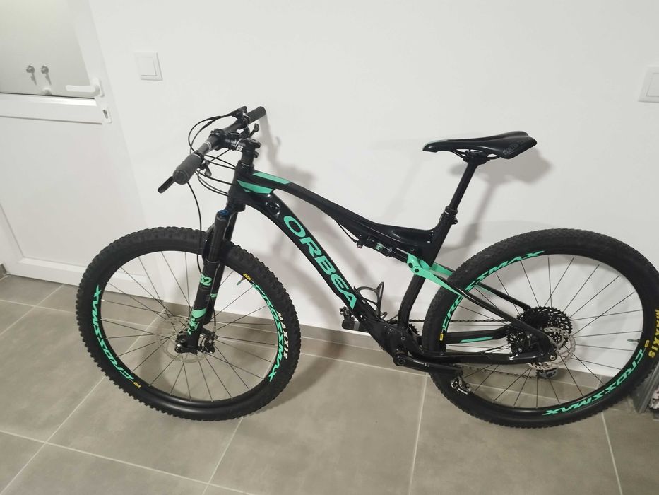 Orbea Oiz M30 Eagle 29 L Carbono