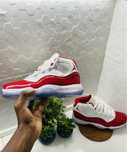 Jordan 11 muito novo