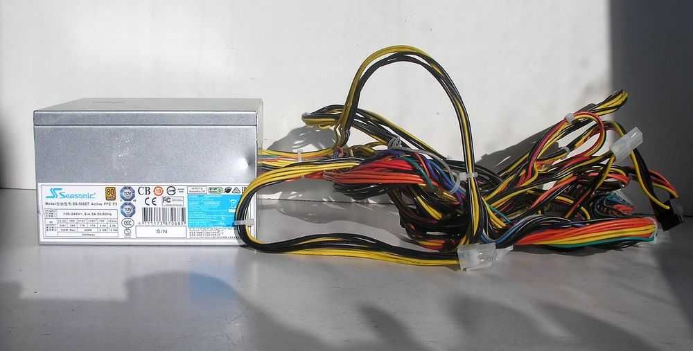компьютерный блок питания Seasonic на 500 Вт
