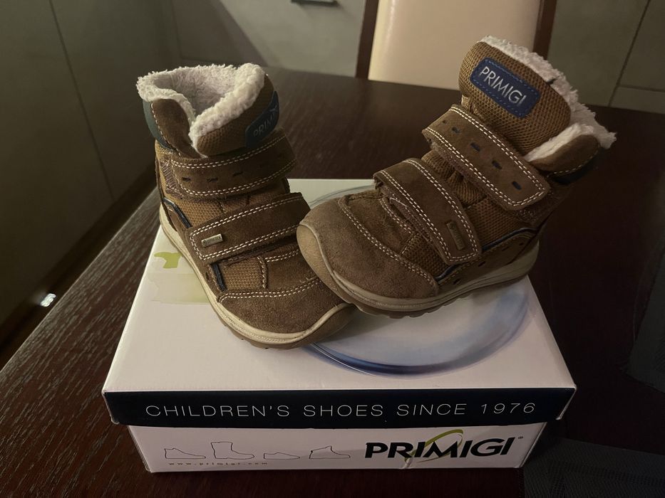 Buty zimowe śniegowce primigi rozmiar 27