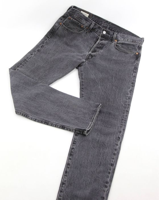 LEVI’S чоловічі сірі джинси 501 Slim Taper. (33/32)