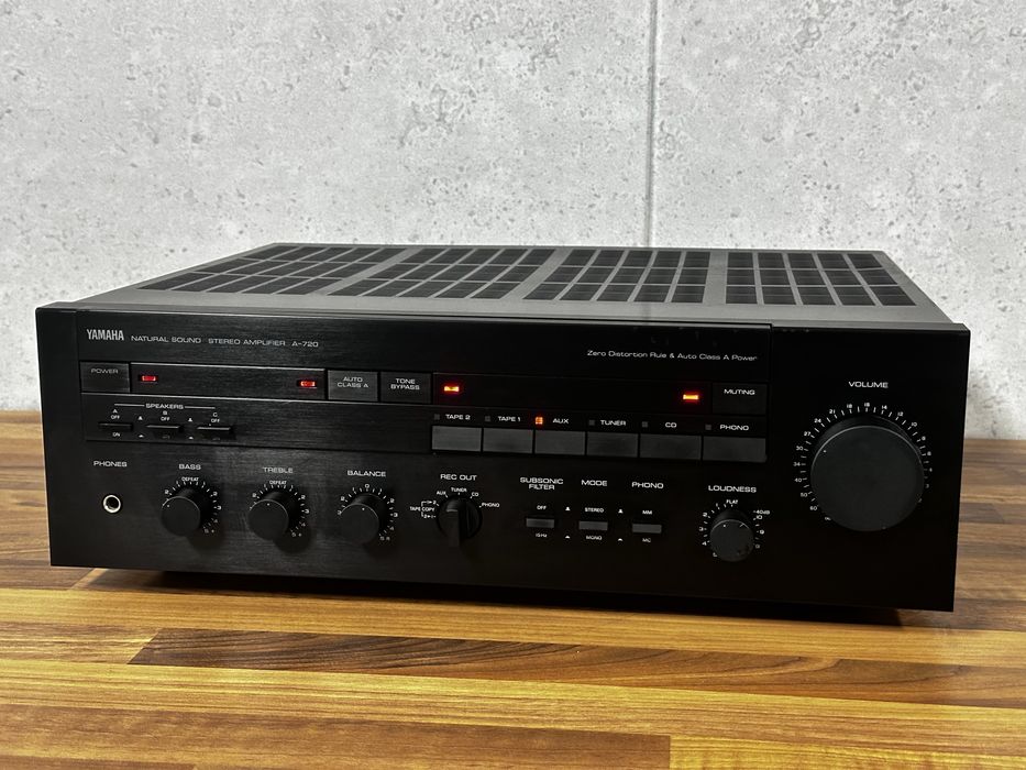Wzmacniacz Yamaha A-720, 2x100w, natural sound