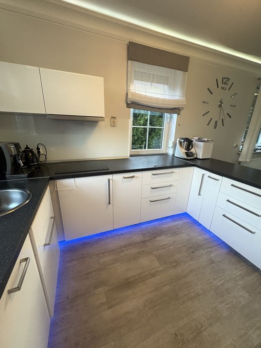 Meble kuchenne ze sprzętem Agd- stan bardzo dobry  -zarezerwowane