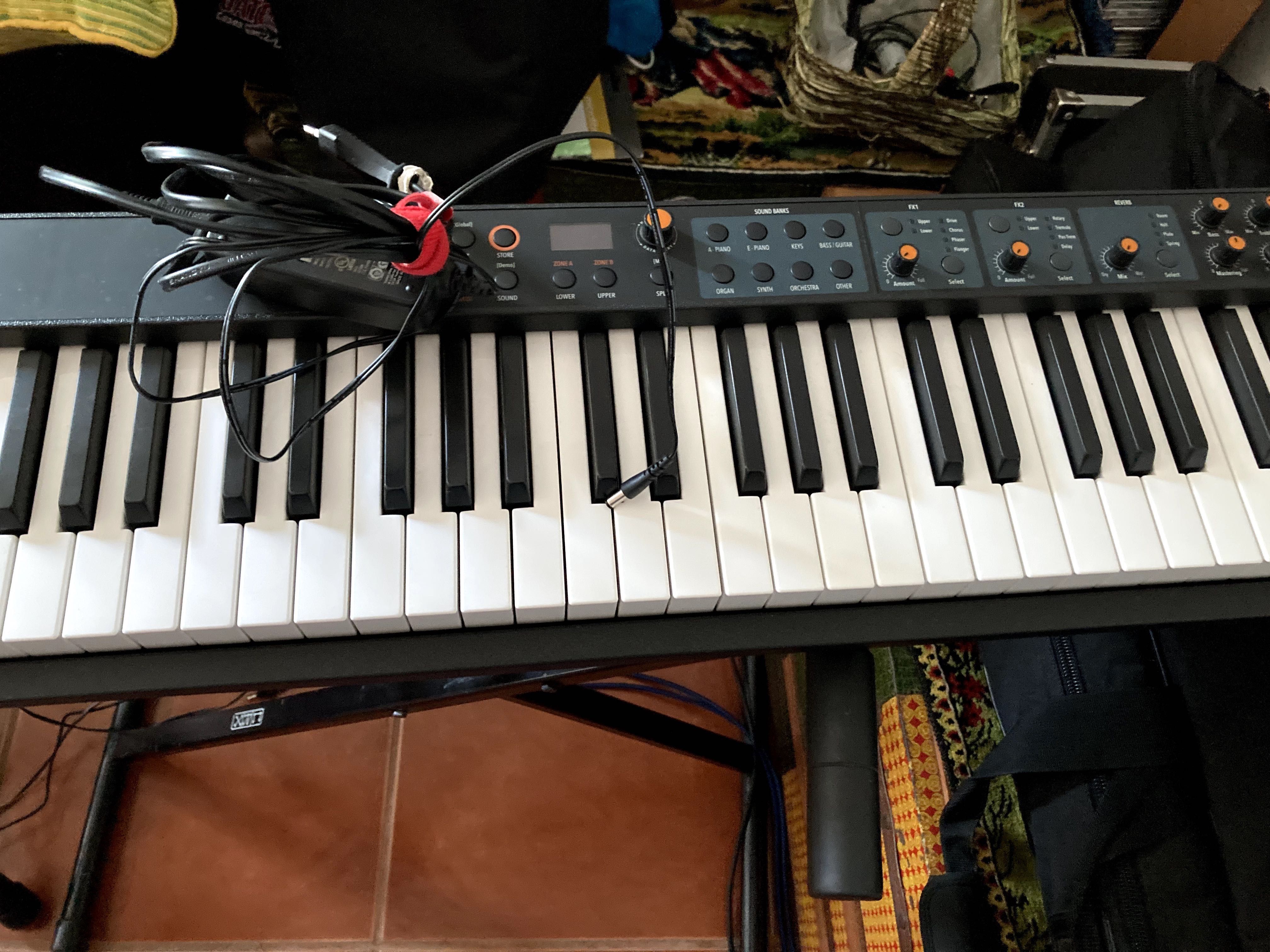 Studiologic Numa Compact 2 (entrega e pagamento em mão)