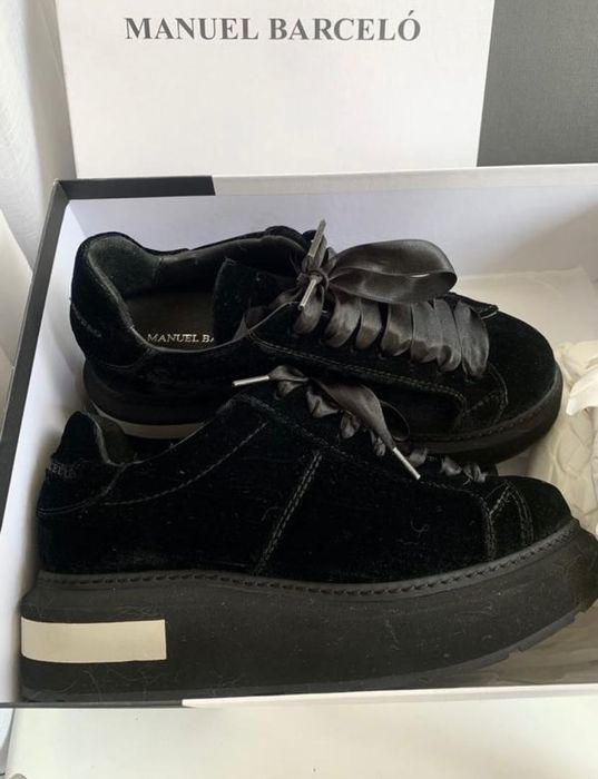 Manuel barceló оксамитові бархатні велюрові кросівки