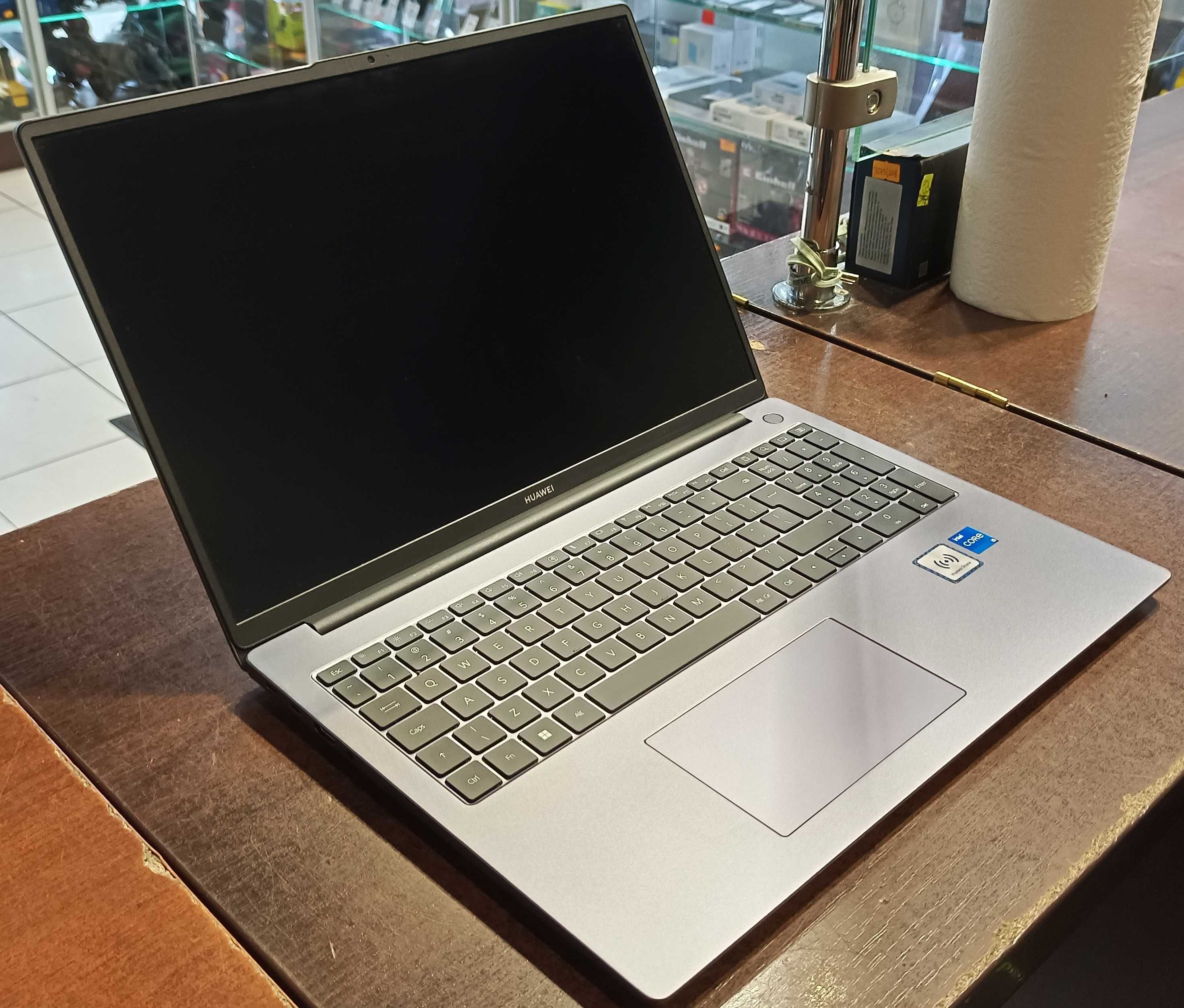 Notebook HUAWEI Matebook D16/RLEF-X/i5-12450H/SSD 512GB/RAM 16GB/Win11