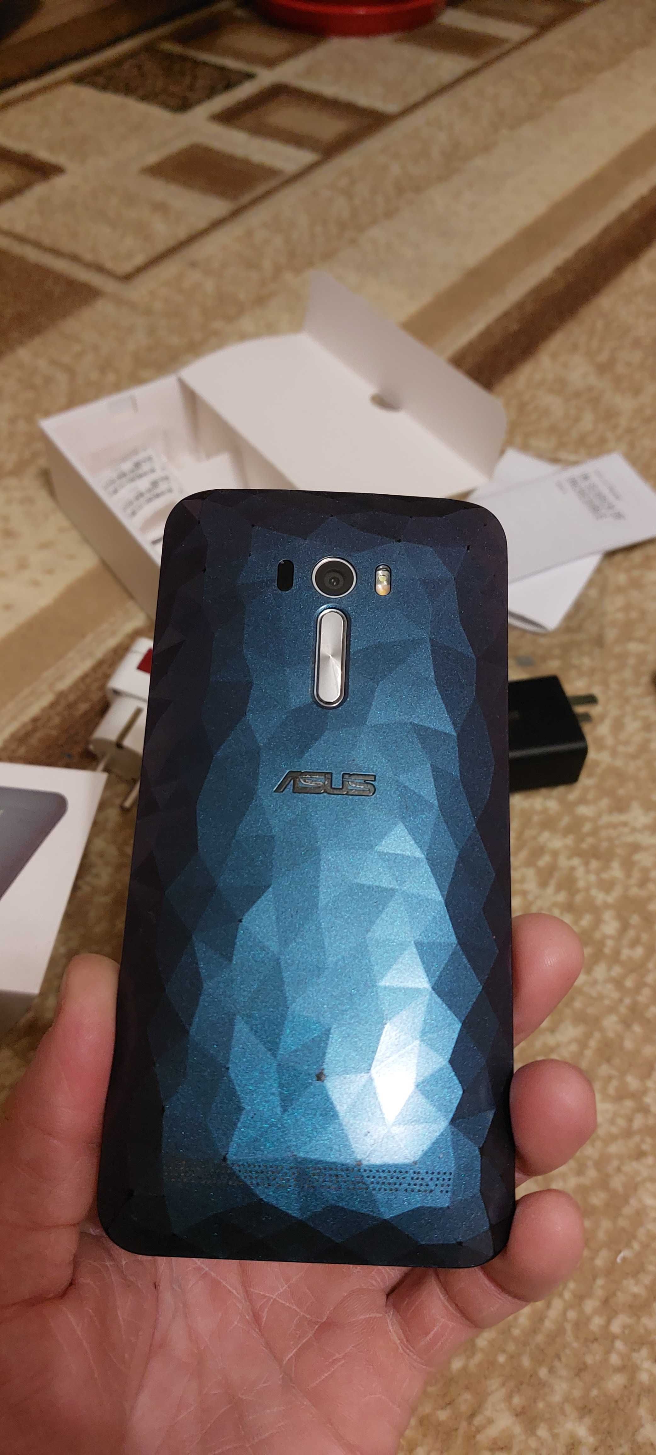 ASUS ZenFone Selfie Z00UD ZD551KL