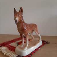 Figurka porcelanowa pies wilczur Chodzież