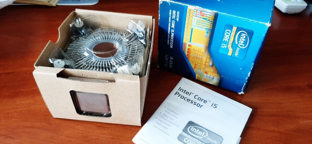 Процессор intel core i5 2310 (800грн.)