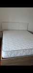 Cama de casal  1,90 por 1,40 Apenas a cama