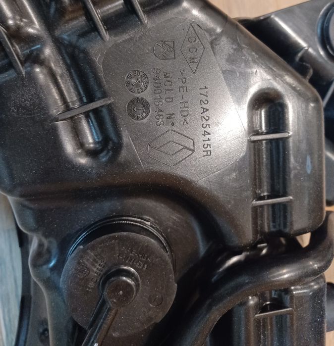 Renault Clio V depósito