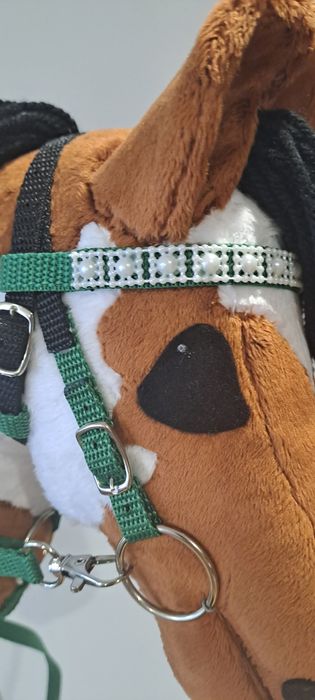 Ogłwie z wodzami i napierśnikiem dla hobby horse