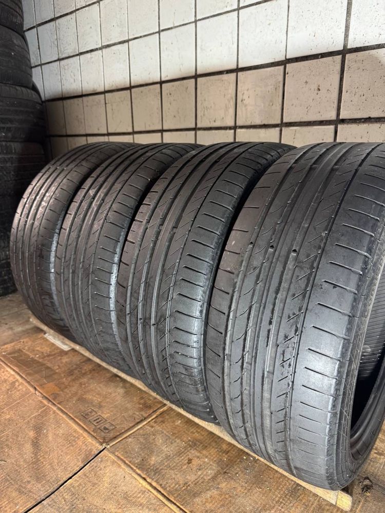 215/45.R17- Continental