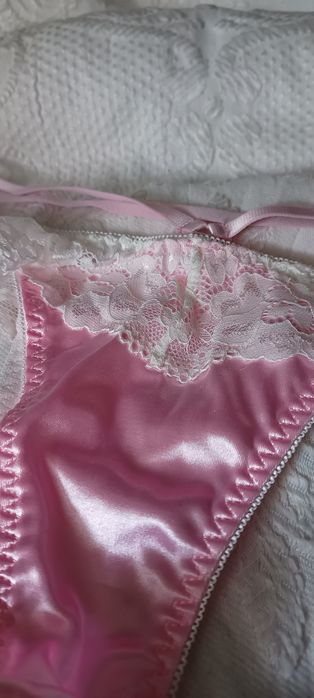 Różowe majtki L z paskiem