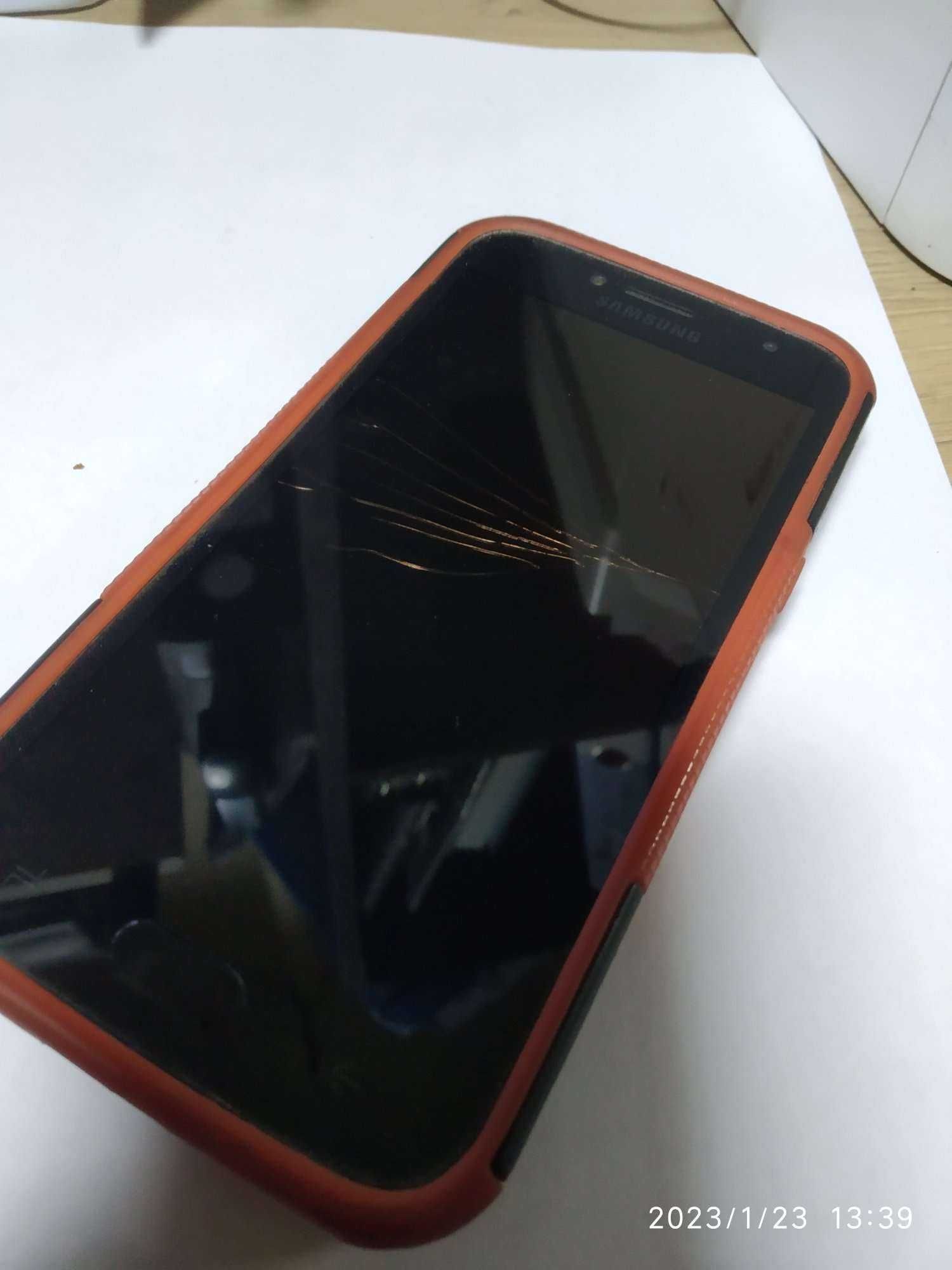 Смартфон Samsung Galaxy J2 J250F/DS