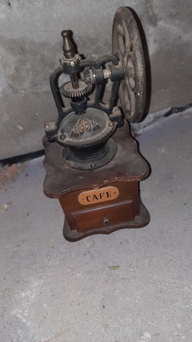 Moinho de café, manual.