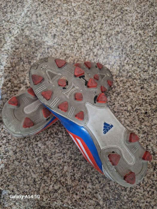 Chuteiras Adidas F50
