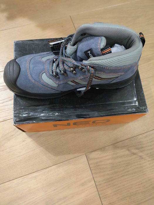 Trzewiki neo zamszowe 47 robocze