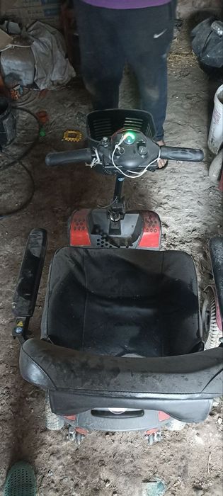 Продам возик електричний інвалідів