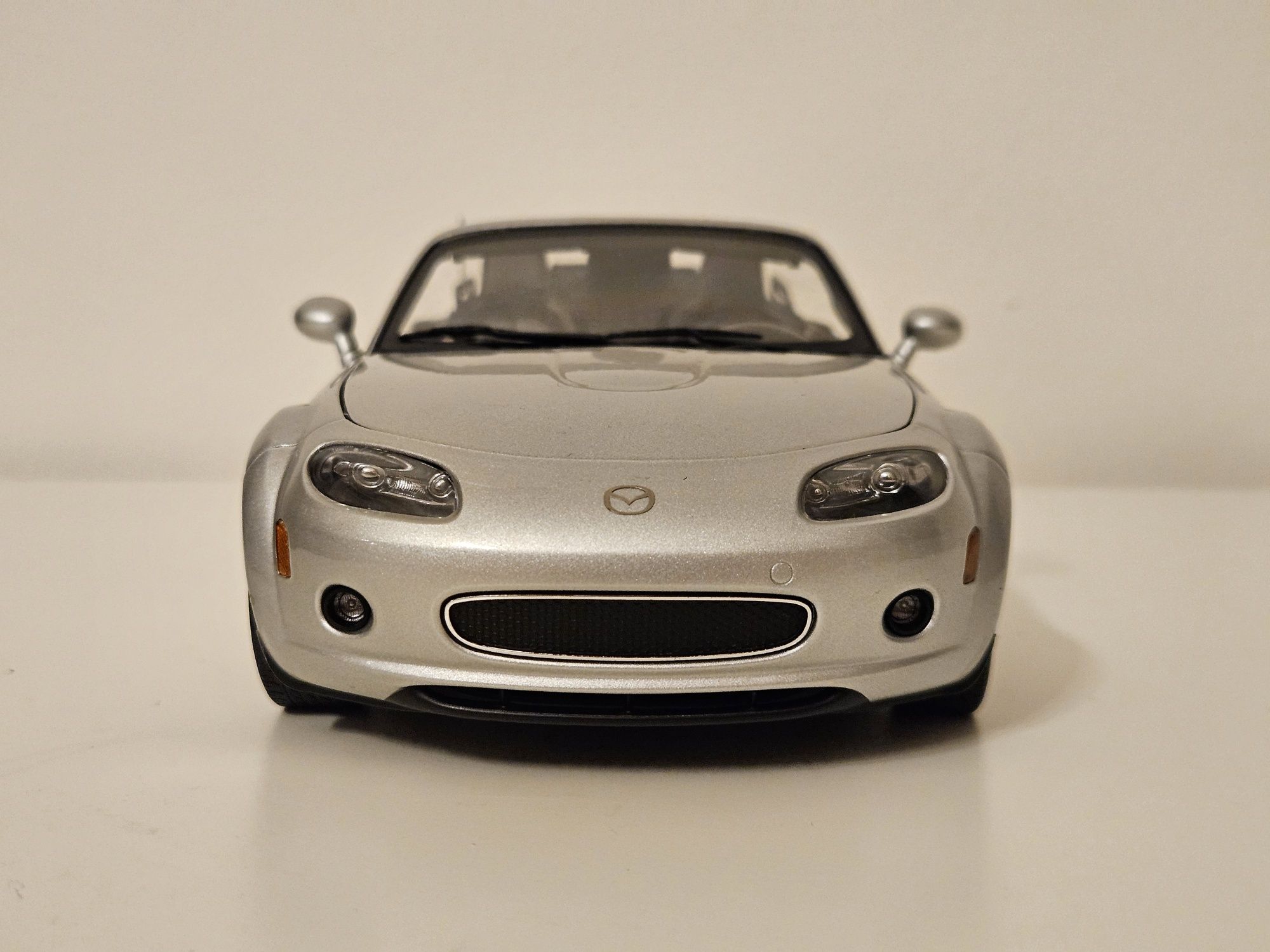 Mazda MX-5 NC 1:18 AutoArt unikat! Składany dach!
