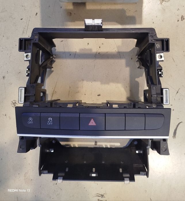 Consola 2 din Audi A3 8P