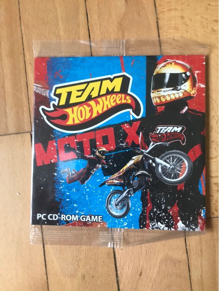 Gra team hot wheels motorki moto okazja nowa gra sportowa kaskaderzy
