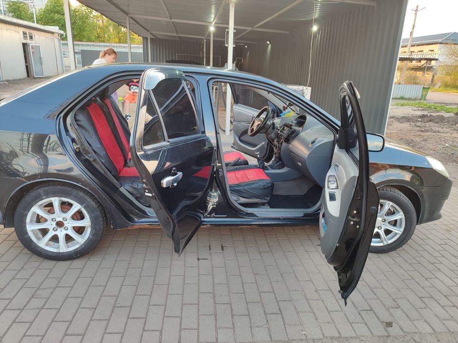 Продам Gelly MK 2008