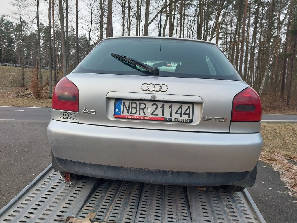 Części audi a3 8l 5 drzwi silnik 1.9 tdi ahf 110km skrzynia ebf ly7w