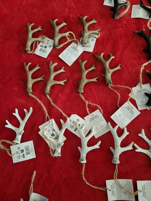 Zestaw 20 Zawieszek dekoracyjnych świątecznych poroże renifera