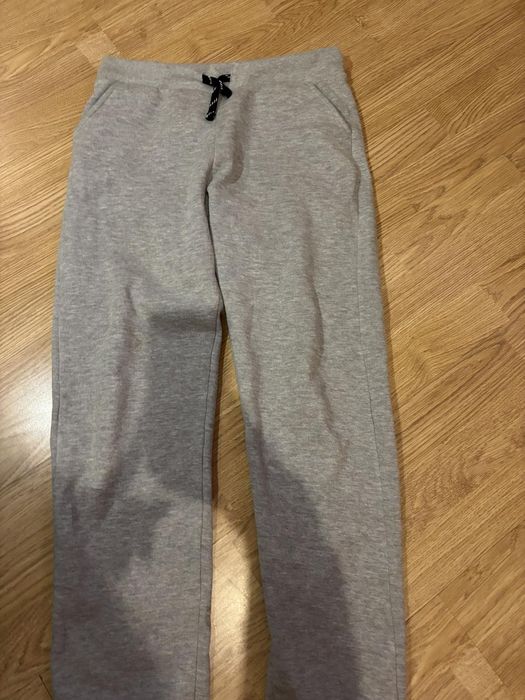 Продаю штани спрортивні