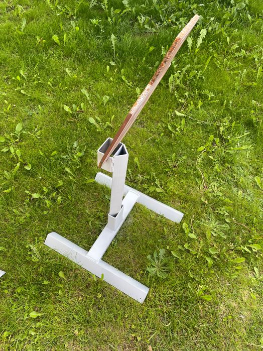 Gong strzelecki IDPA A/C 80% na stojaku stalowym Niski