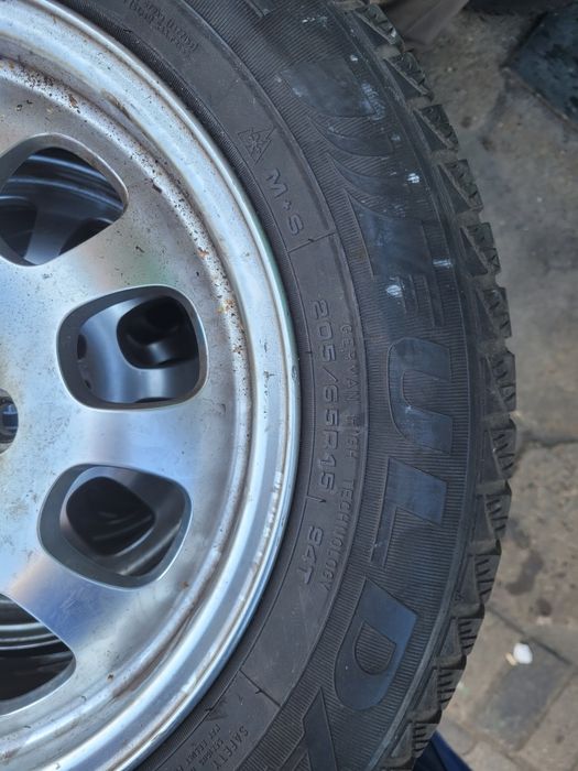 Felgi aluminiowe BMW 6.5Jx15 IS42 R15 opony zimowe 4szt
