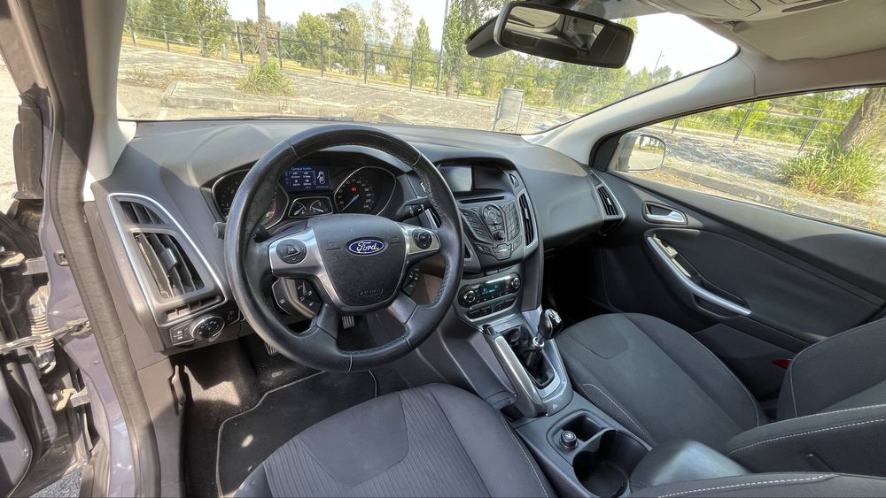 Ford Focus titanium SW 1.6 Tdci