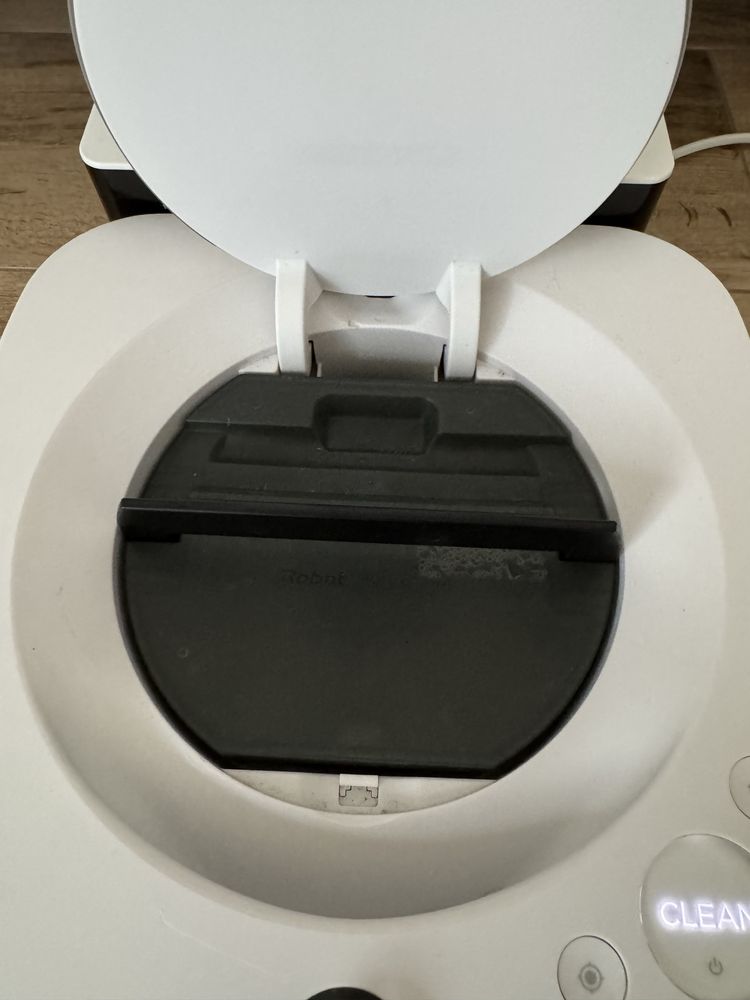 Robot sprzątający iRobot Braava M6 (m6134)