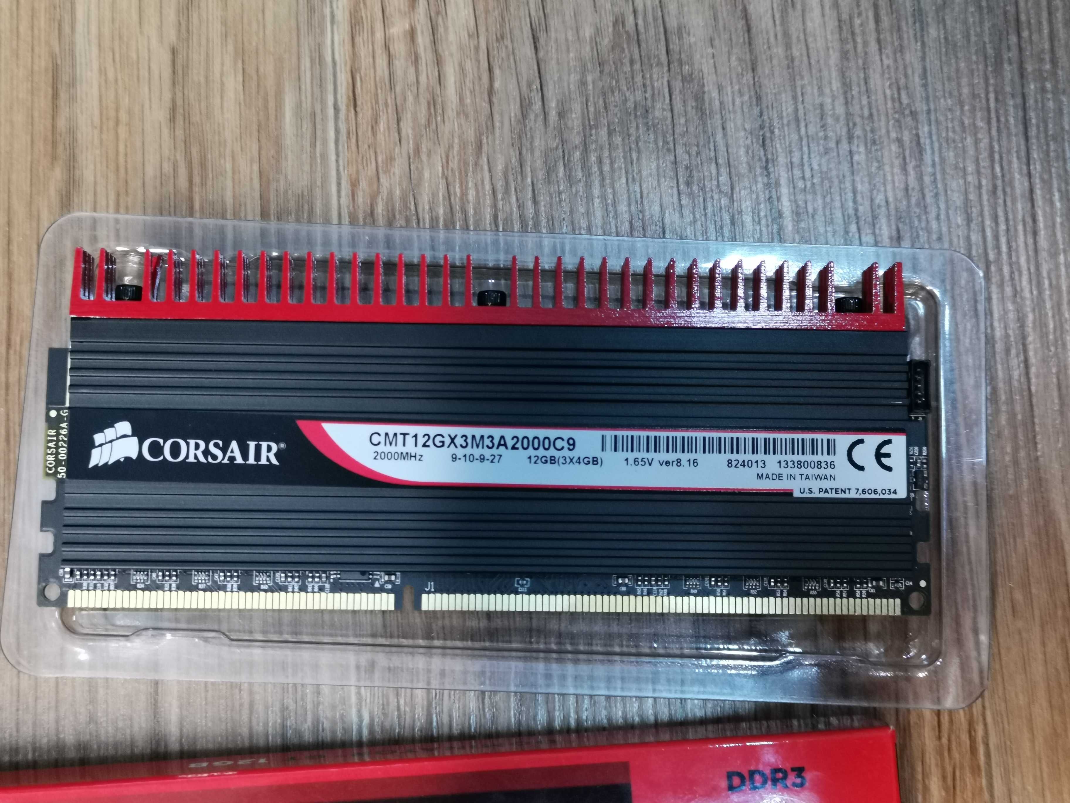 Оперативна пам'ять CORSAIR Dominator-GT 12GB 3x4GB TC DDR3 2000 МГц