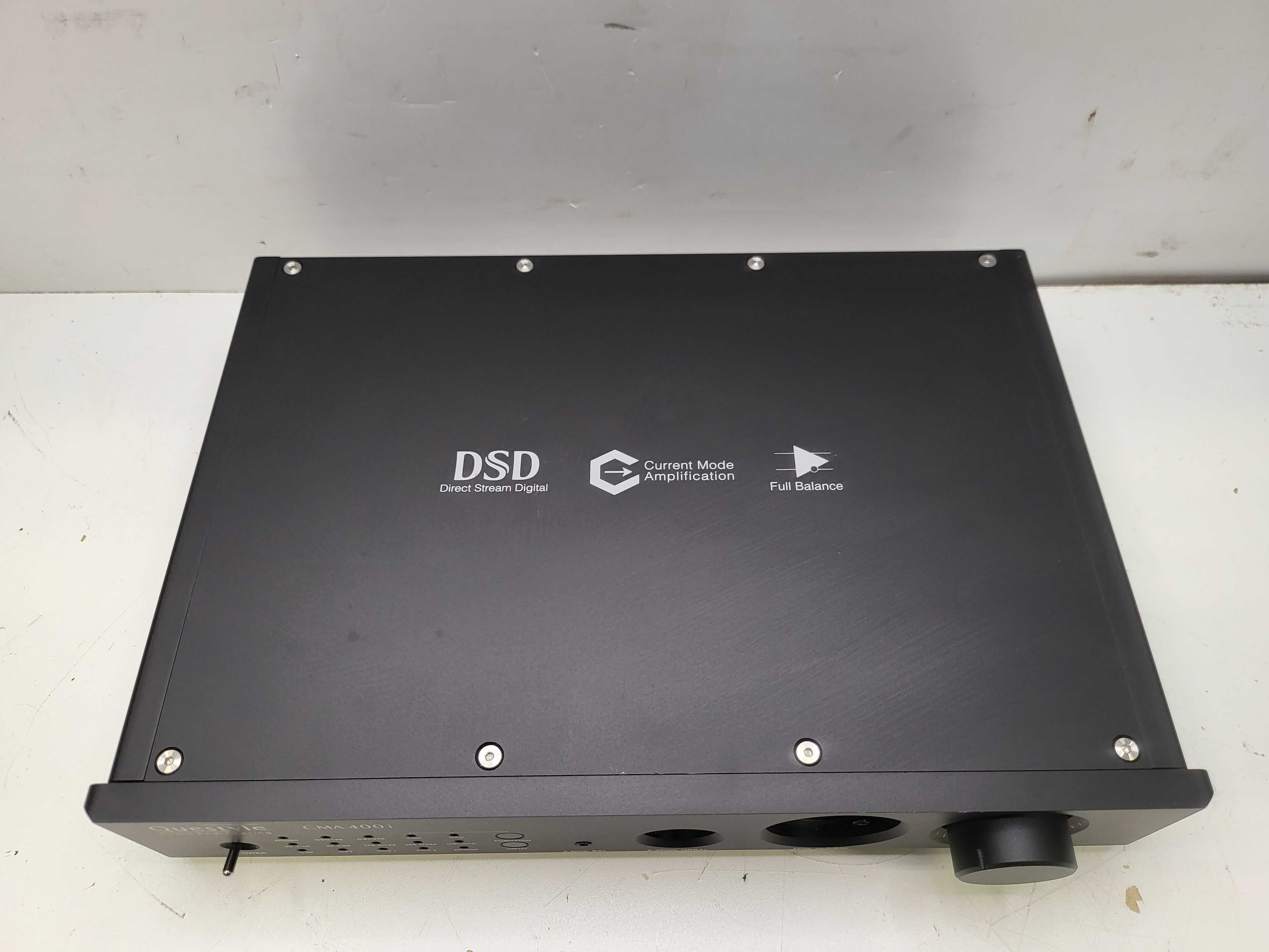 Wzmacmiacz audio Questyle CMA400i
