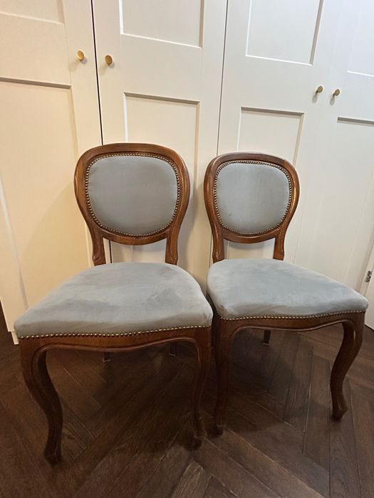 Drewniane krzesła tapicerowane, 4 sztuki, gołębio - niebieskie