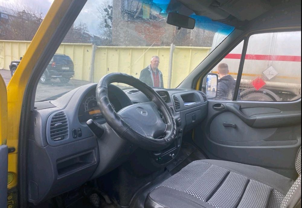 MERCEDES автобус