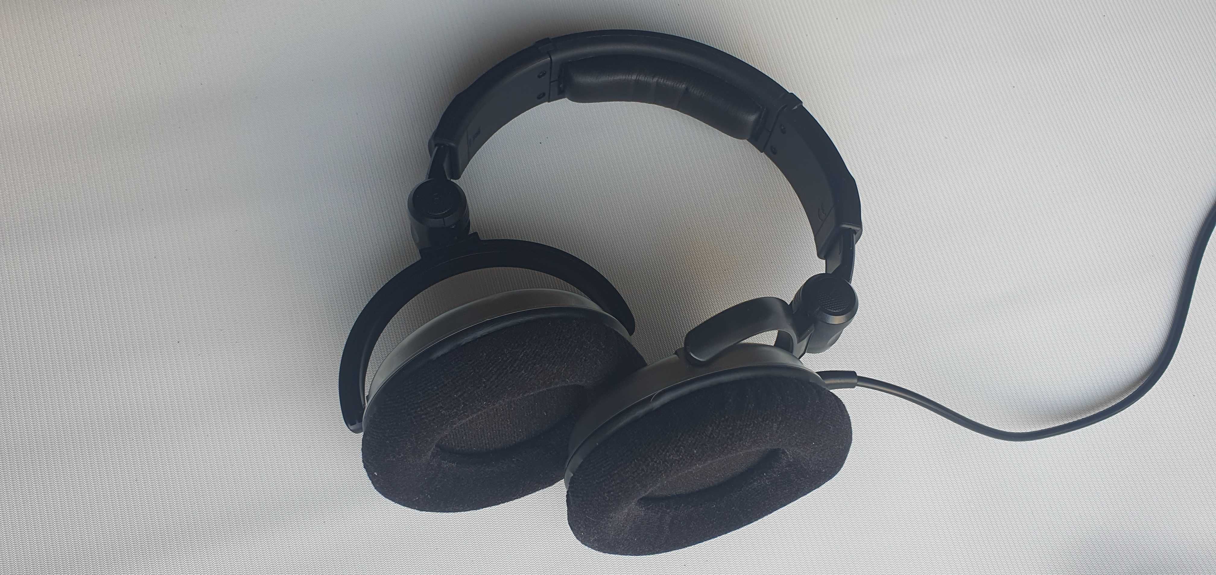 Beyerdynamic DT 860. 32 Ohm