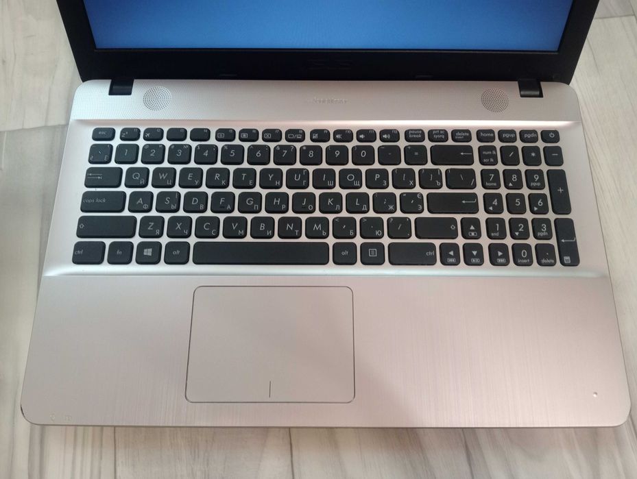 Продам  Ноутбук  ASUS SSD X541SA-XO058D