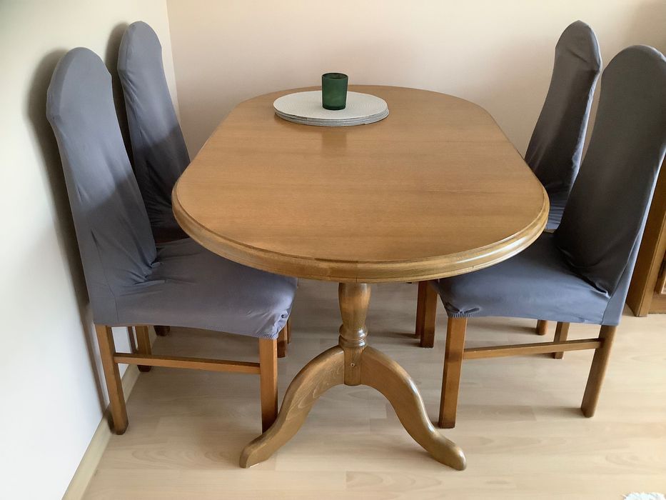 Stół+ 6 krzeseł (plus okrycia na krzeslła) + Gratis fotel Ikea