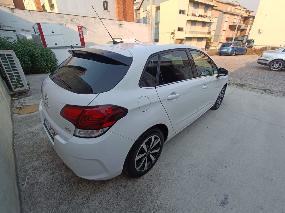 Citroën C4 – Nacional / Excelente Estado