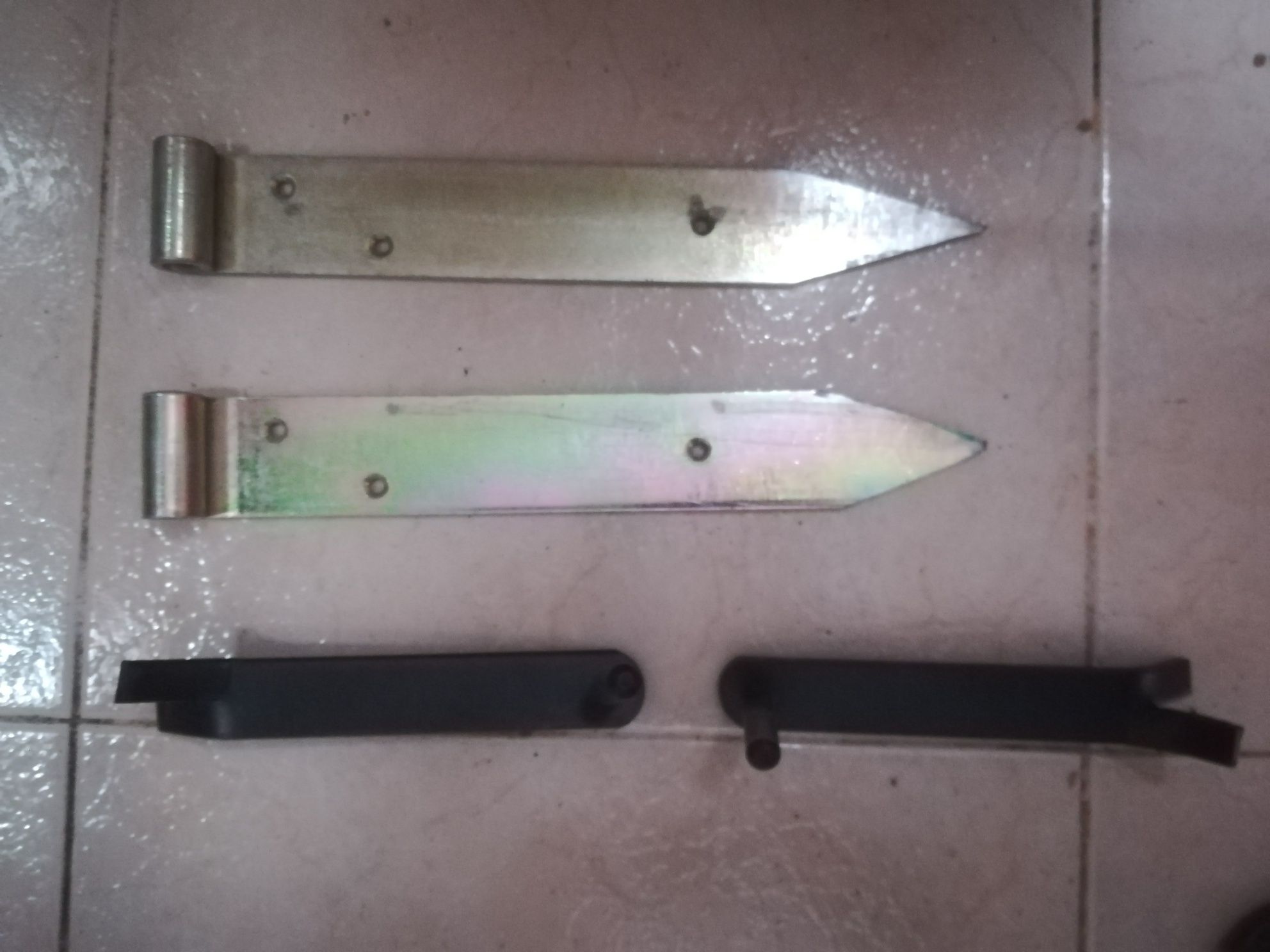 2 Dobradiças / Lemes