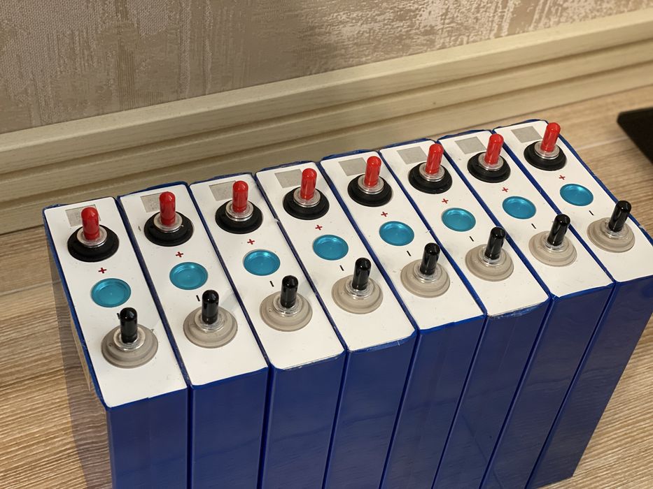 Комплект для збірки Lifepo4 105Ah 8шт bms jkong 200a