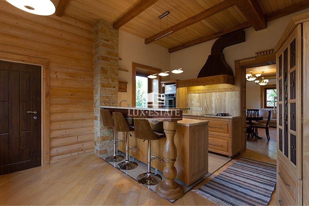 Еко-будинок з каміном, банею, бомбосховищем, 10 хв метро Голосіївська