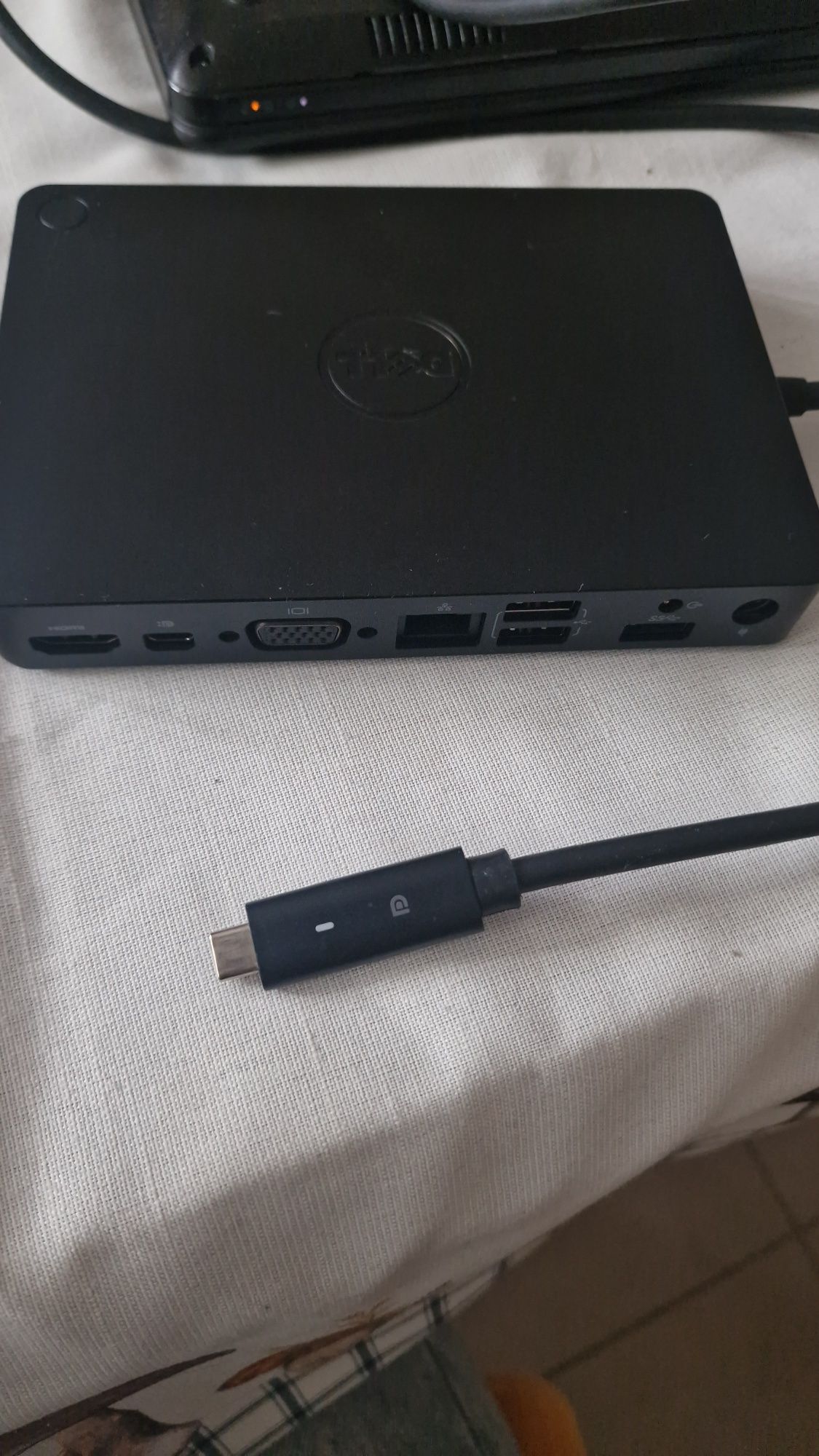 Laptop Dell E 5470 w zestawie stacja dokujaca