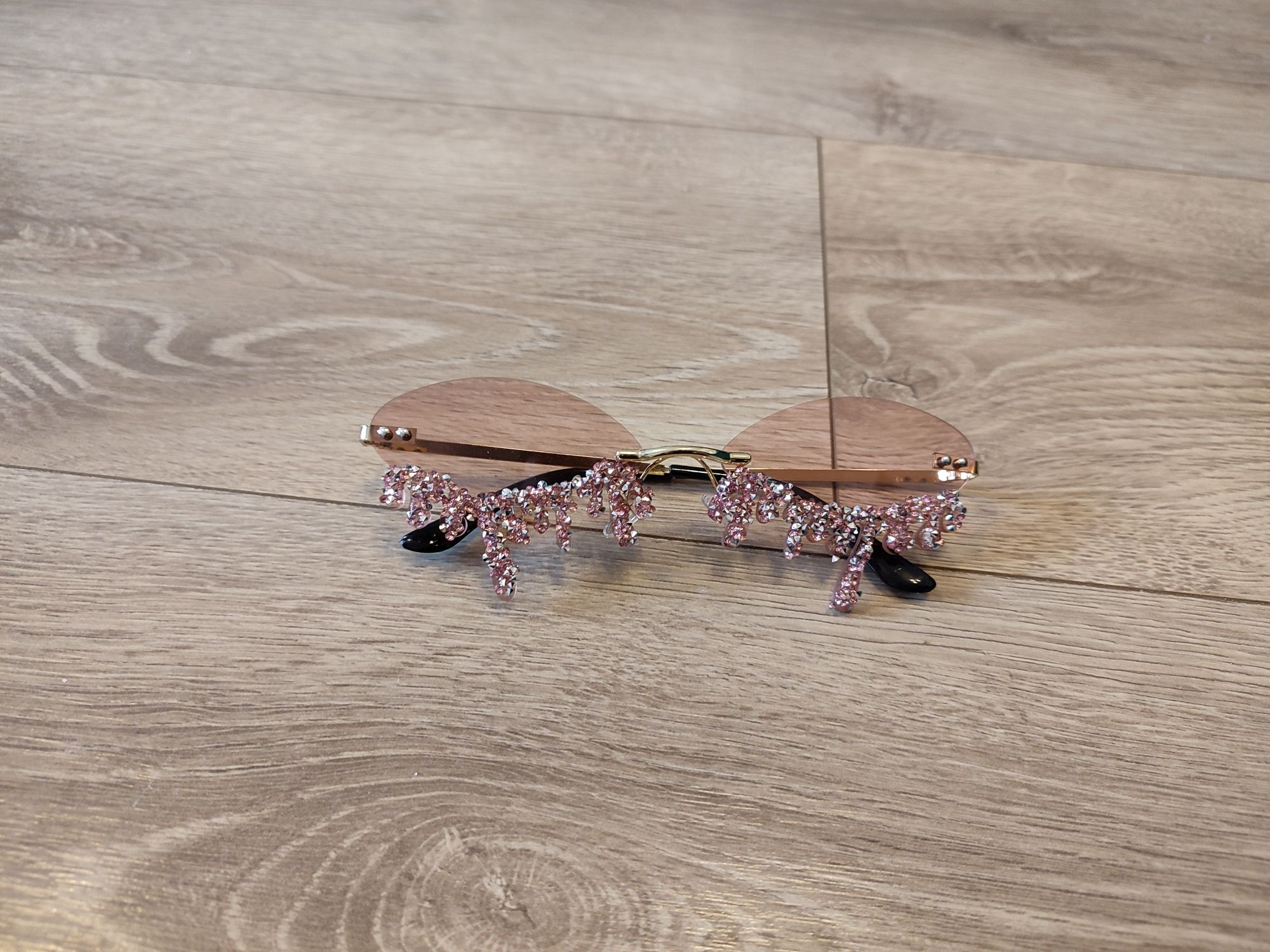 Nowe okulary dla dziecka jasne